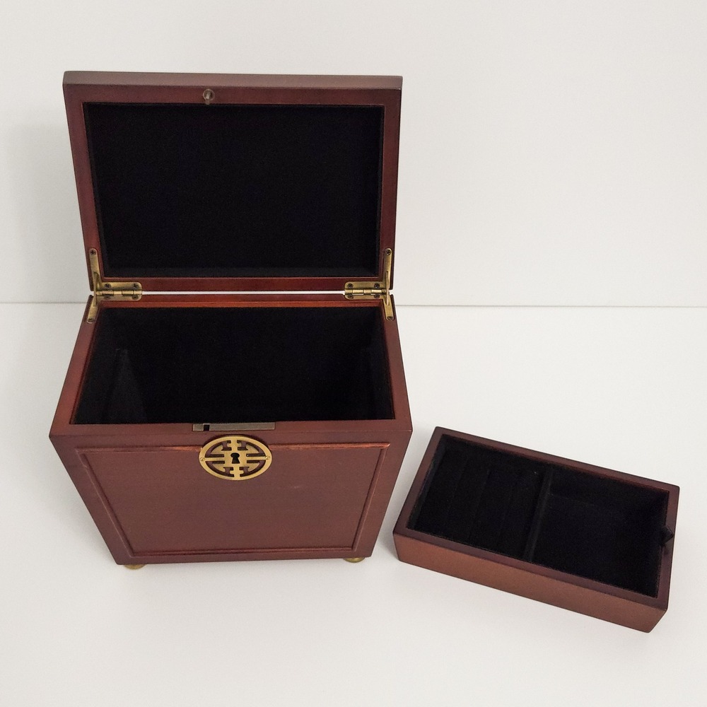 Bombay Co. Vintage 2002 Mohogany Wood Asian Jewelry Box w Removable Tray & Key - Picture 2 of 8